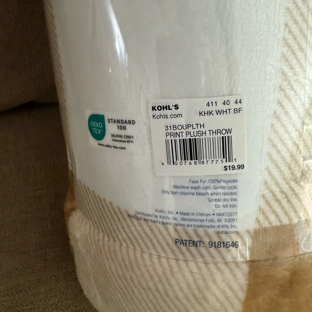 The Big One Supersoft Plush Throw in Tan and Cream